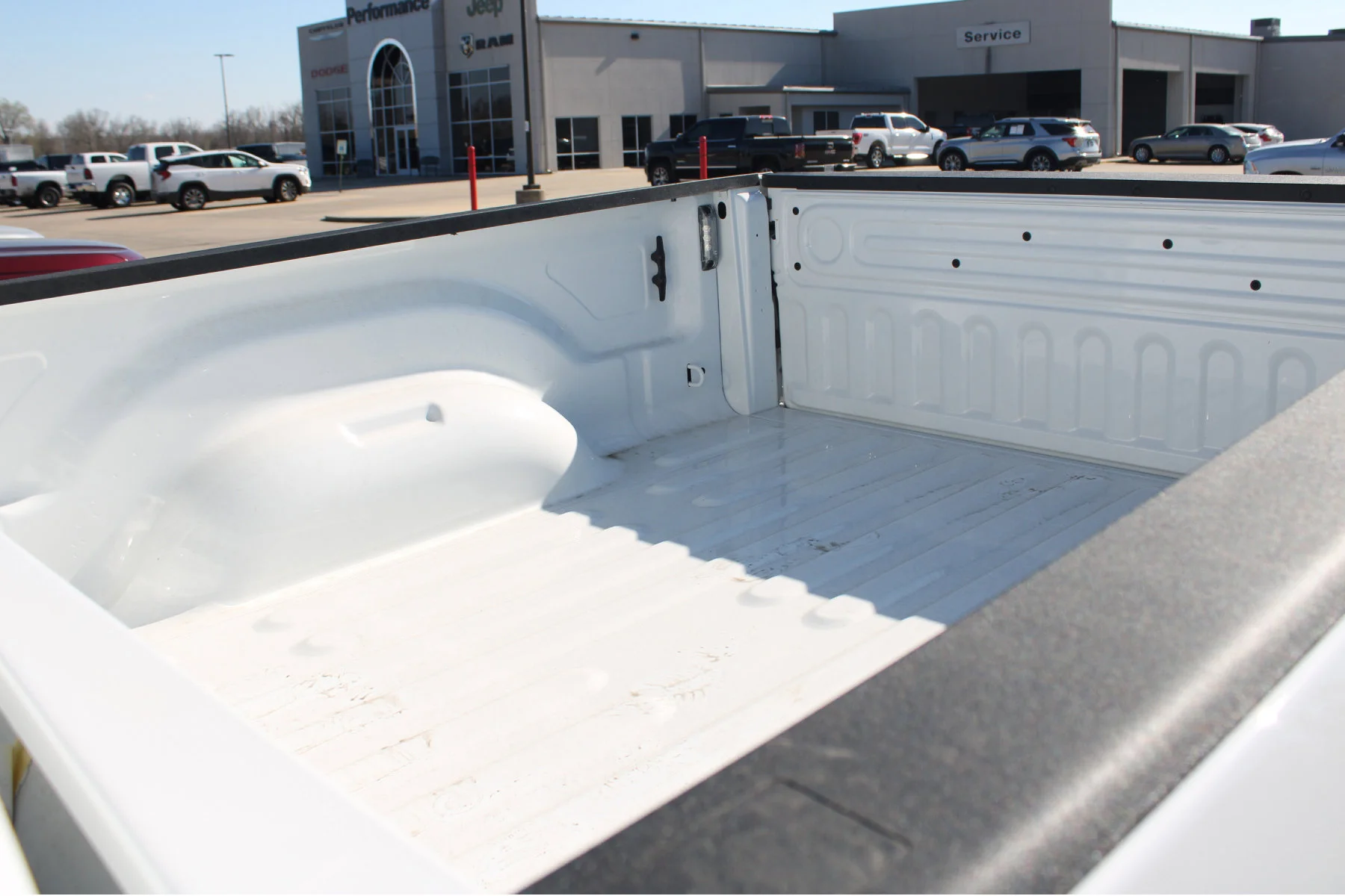 New 2026 Bright White Clear-Coat Exterior Paint RAM BIG HORN CREW CAB 4X4 image 18