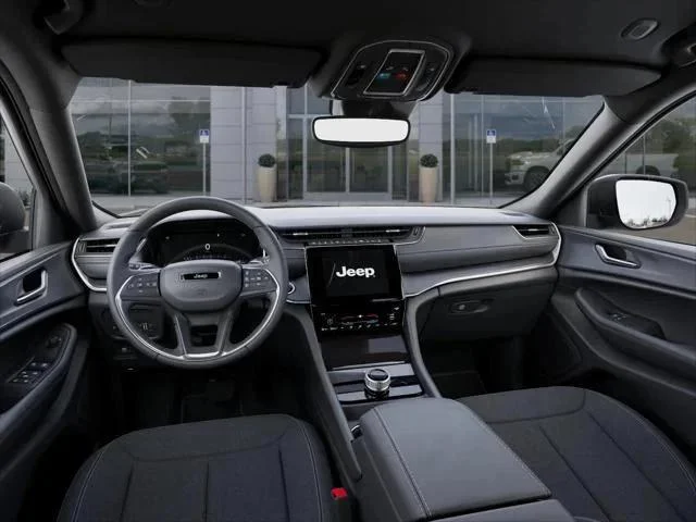 New 2026 Bright White Clear-Coat Exterior Paint Jeep Laredo image 92