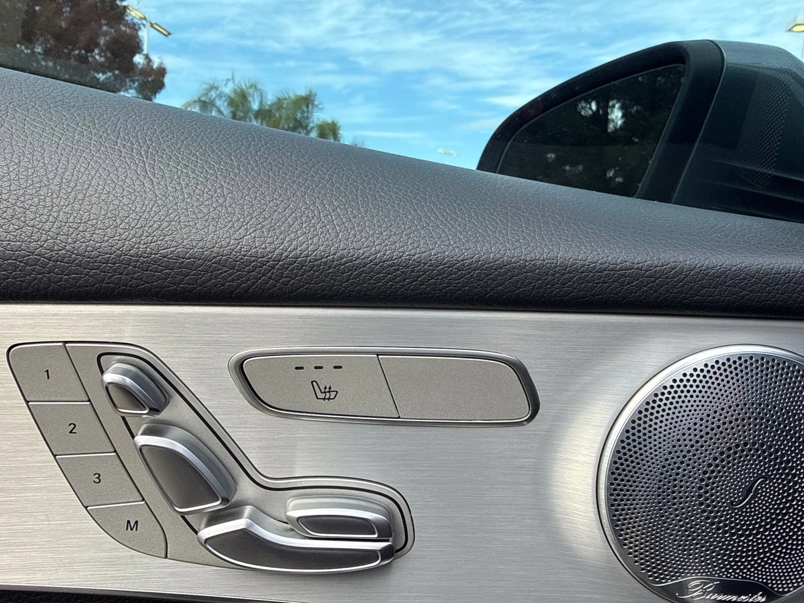 Used 2019 Gray Mercedes-Benz GLC 300 image 11