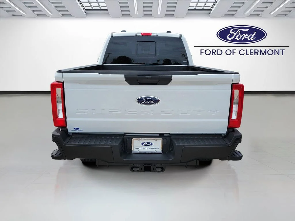 New 2026 Oxford White Ford F-350® XL image 4