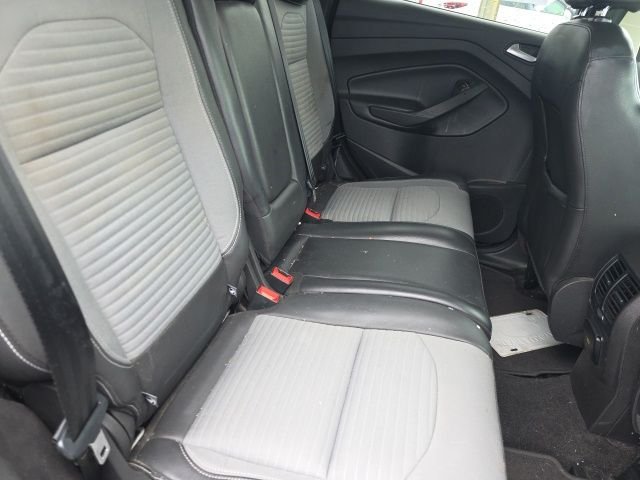 Used 2017 Magnetic Ford SE image 13