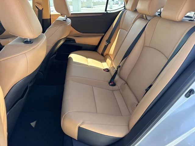 Used 2024 White Lexus 350 image 23