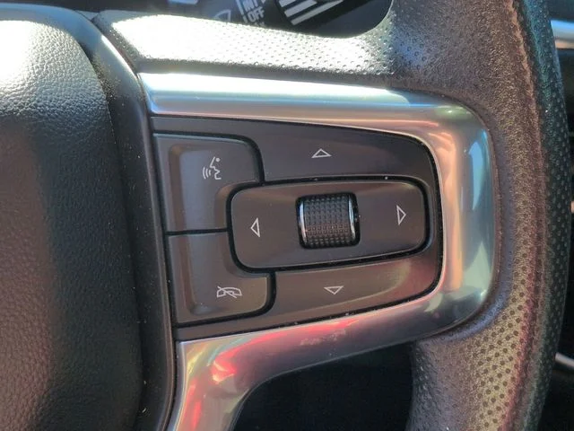 Used 2023 Gray Chevrolet LT image 18