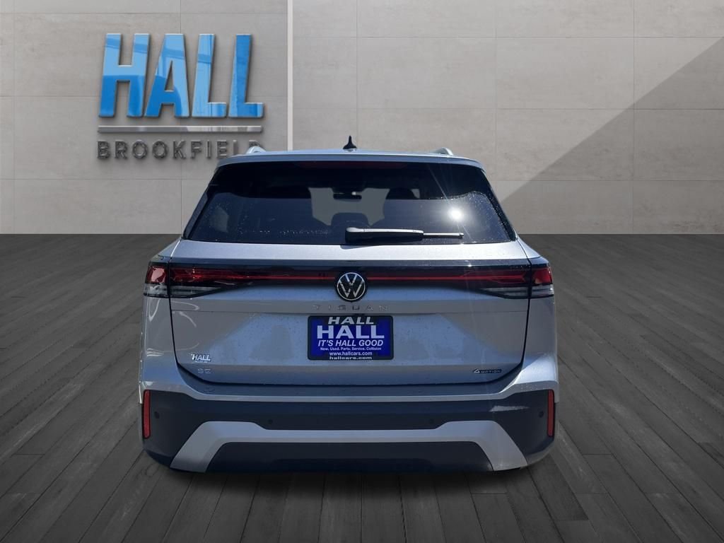 New 2026 Silver Volkswagen 2.0T SE image 4