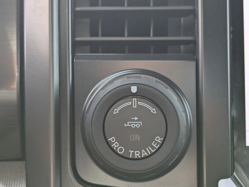 New 2026 Avalanche Ford Lariat image 25