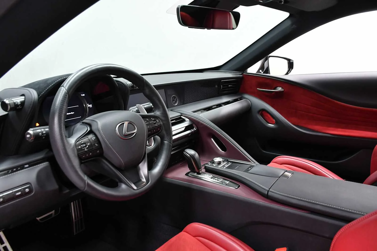 Certified Used 2021 ULTRA WHITE Lexus  image 12