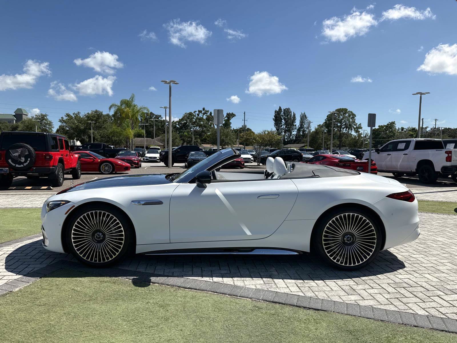 New 2027 Moonlight White Mercedes-Benz Maybach  680 Monogram Series Roadster image 3