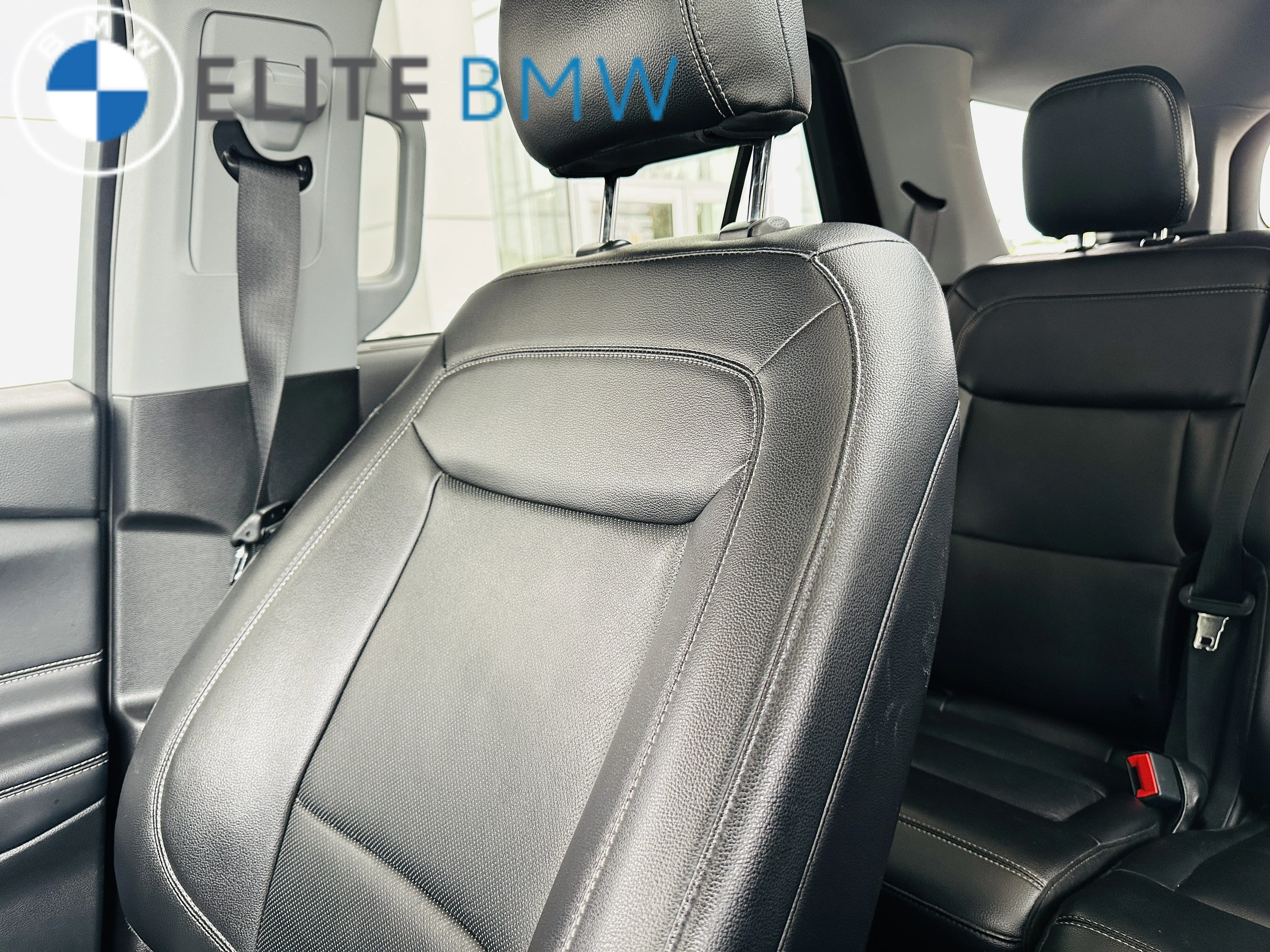 Used 2021  FORD LIMITED image 6
