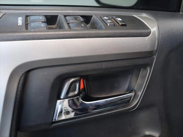 Used 2019 White Toyota SR5 image 15