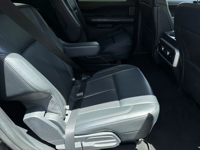 Used 2024 Black Ford XLT image 31
