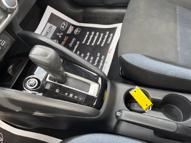 Used 2024 Silver Nissan 1.6 SV image 20