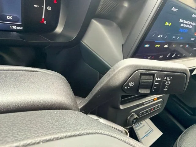 Used 2026 White Ford XL image 34