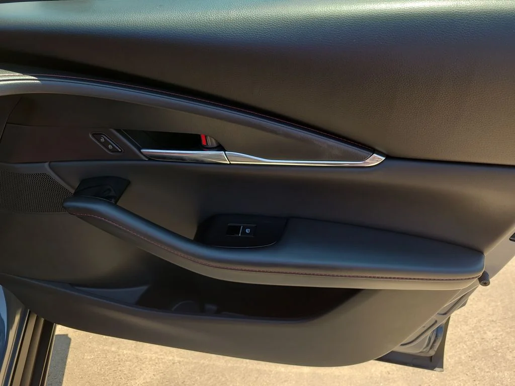 Used 2025 Gray Mazda 2.5 S Carbon Edition image 9
