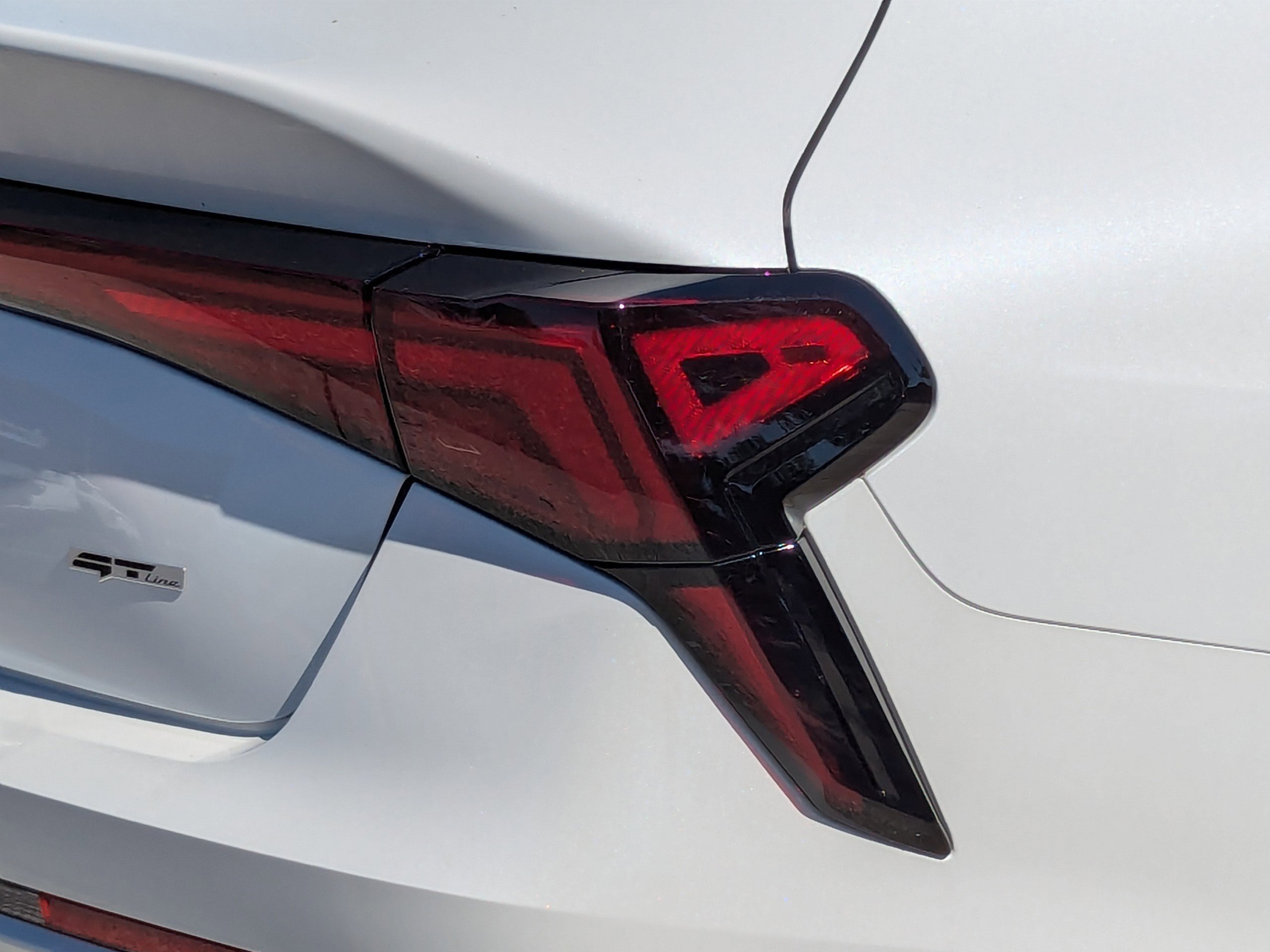 2026 Kia K5 GT-Line - Photo 7