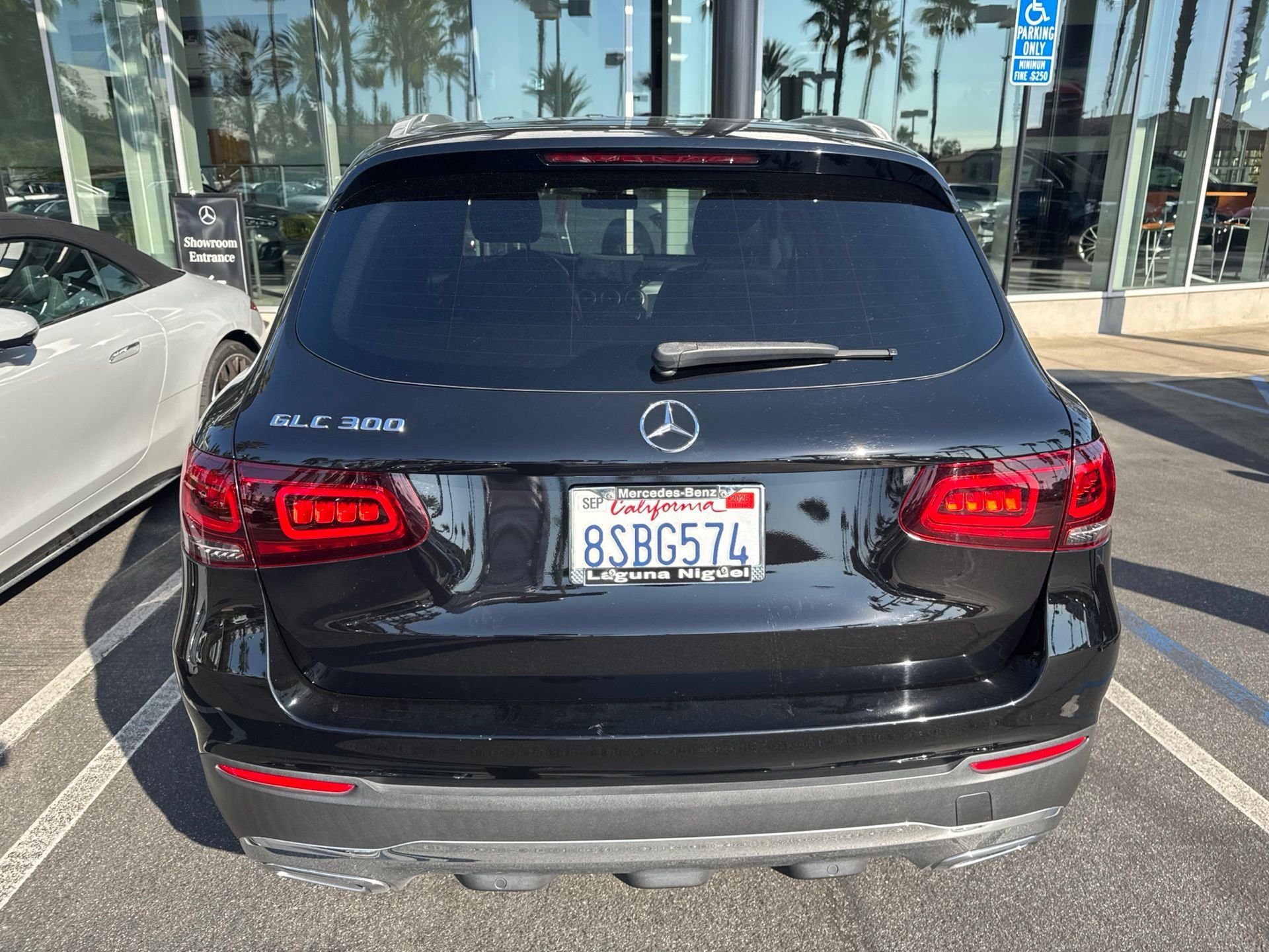 Used 2020 Black Mercedes-Benz GLC 300 image 10