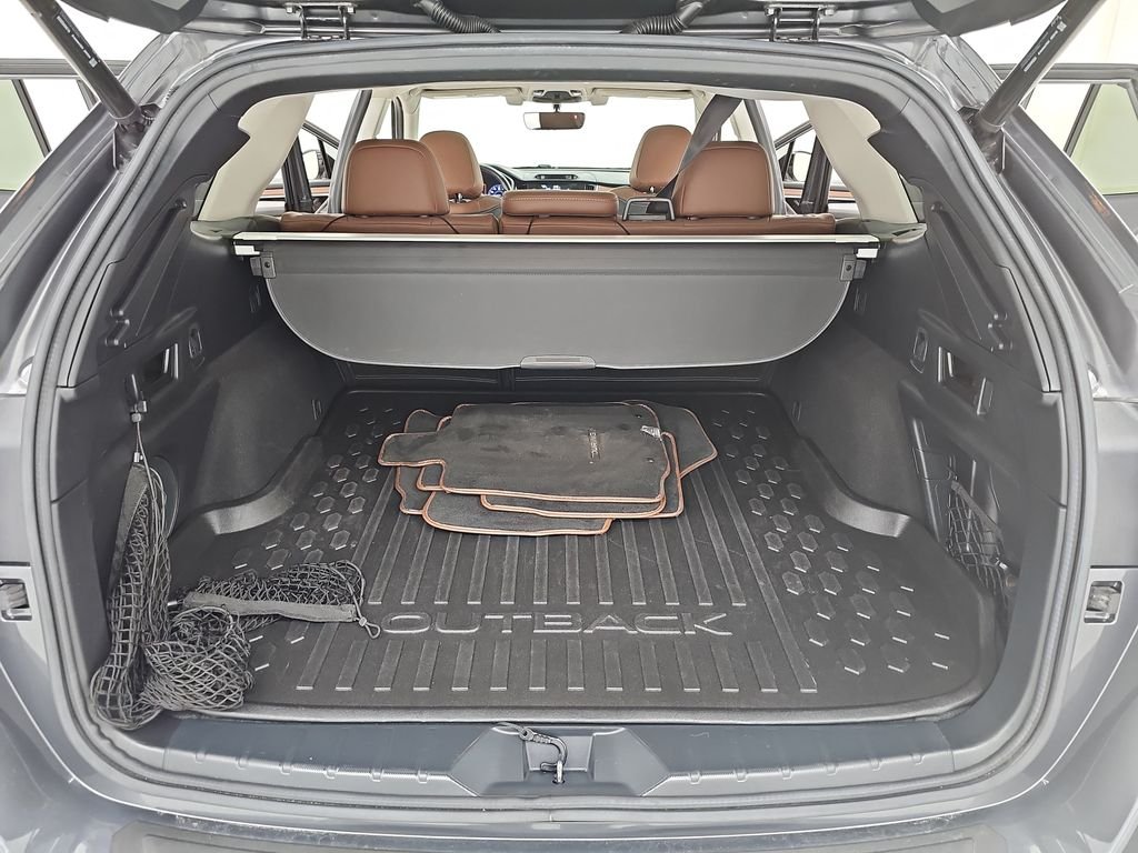 Used 2020 Magnetite Gray Metallic Subaru Touring image 14