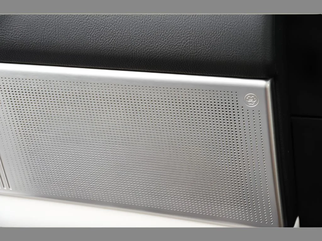 2027 Cadillac VISTIQ Sport - Photo 17