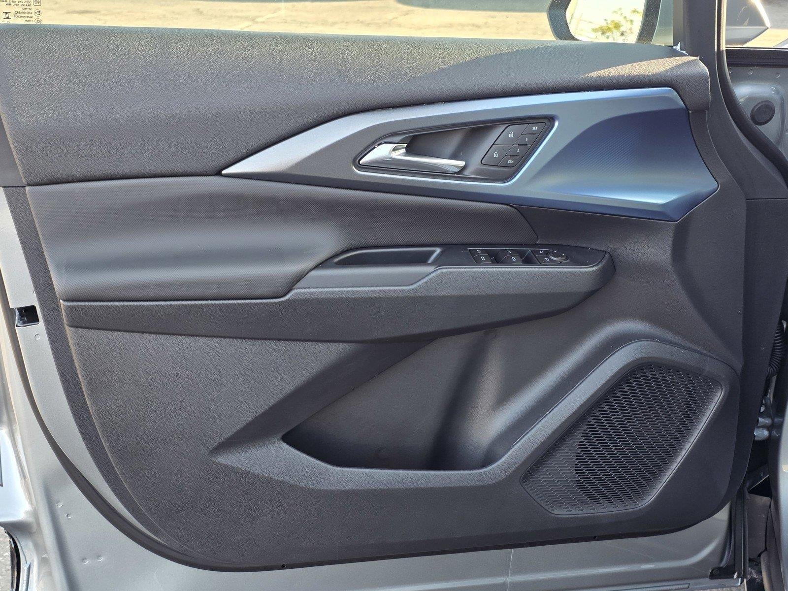 2026 Chevrolet Equinox EV 2LT - Photo 20
