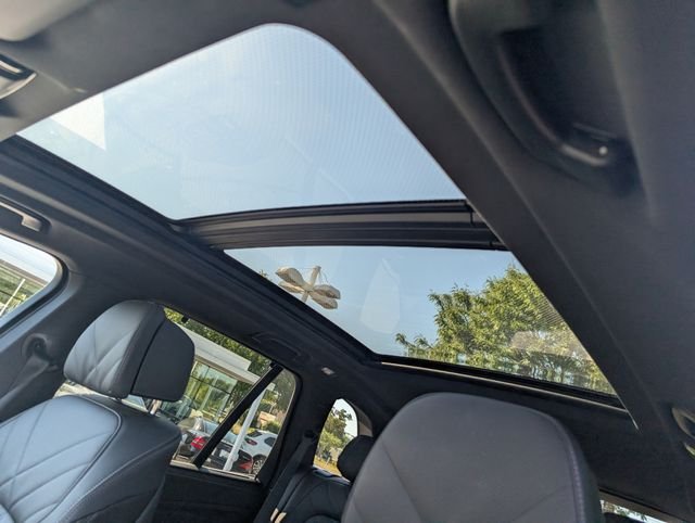 2025 BMW X5 M60i - Photo 16