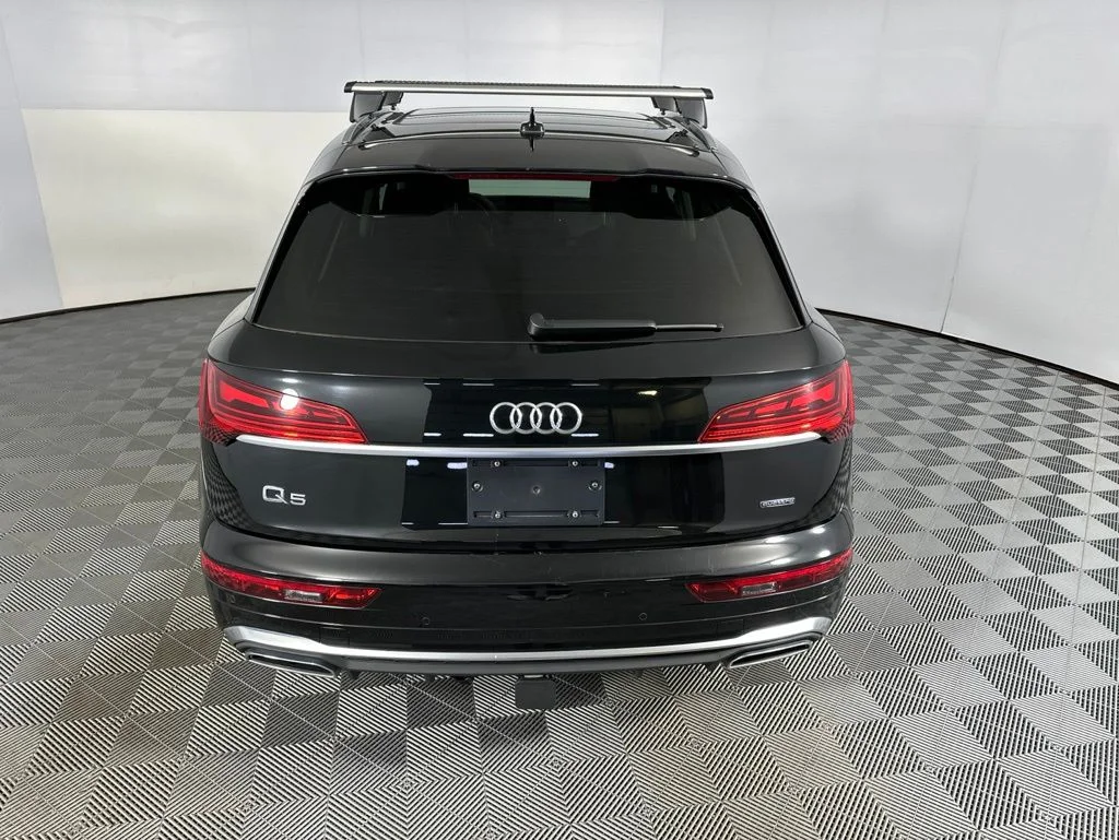 Used 2023 Black Audi 45 S line Premium image 9