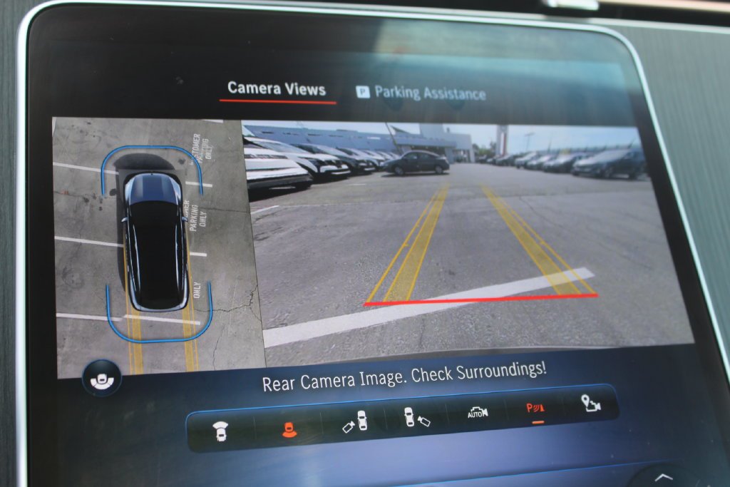 Used 2023  Mercedes-Benz 450 image 29