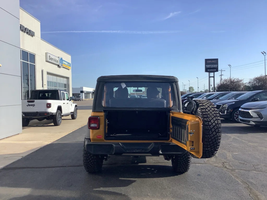 New 2026 Goldilocks Exterior Paint Jeep Sport image 7
