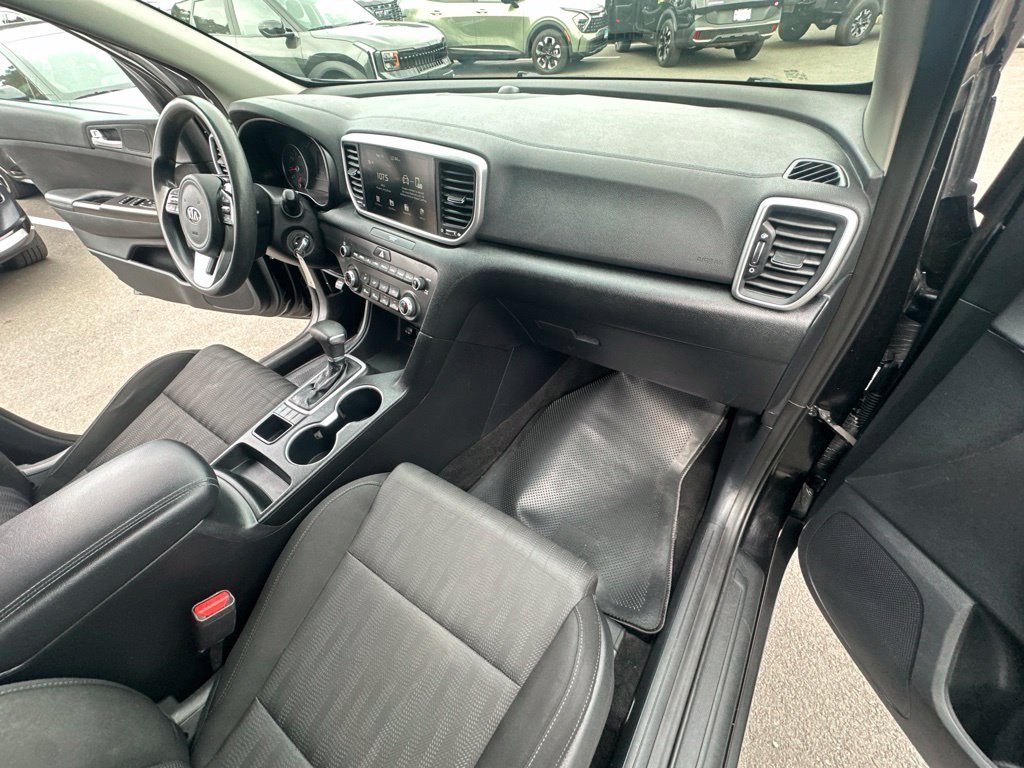 Certified Used 2022 Red Kia LX image 31
