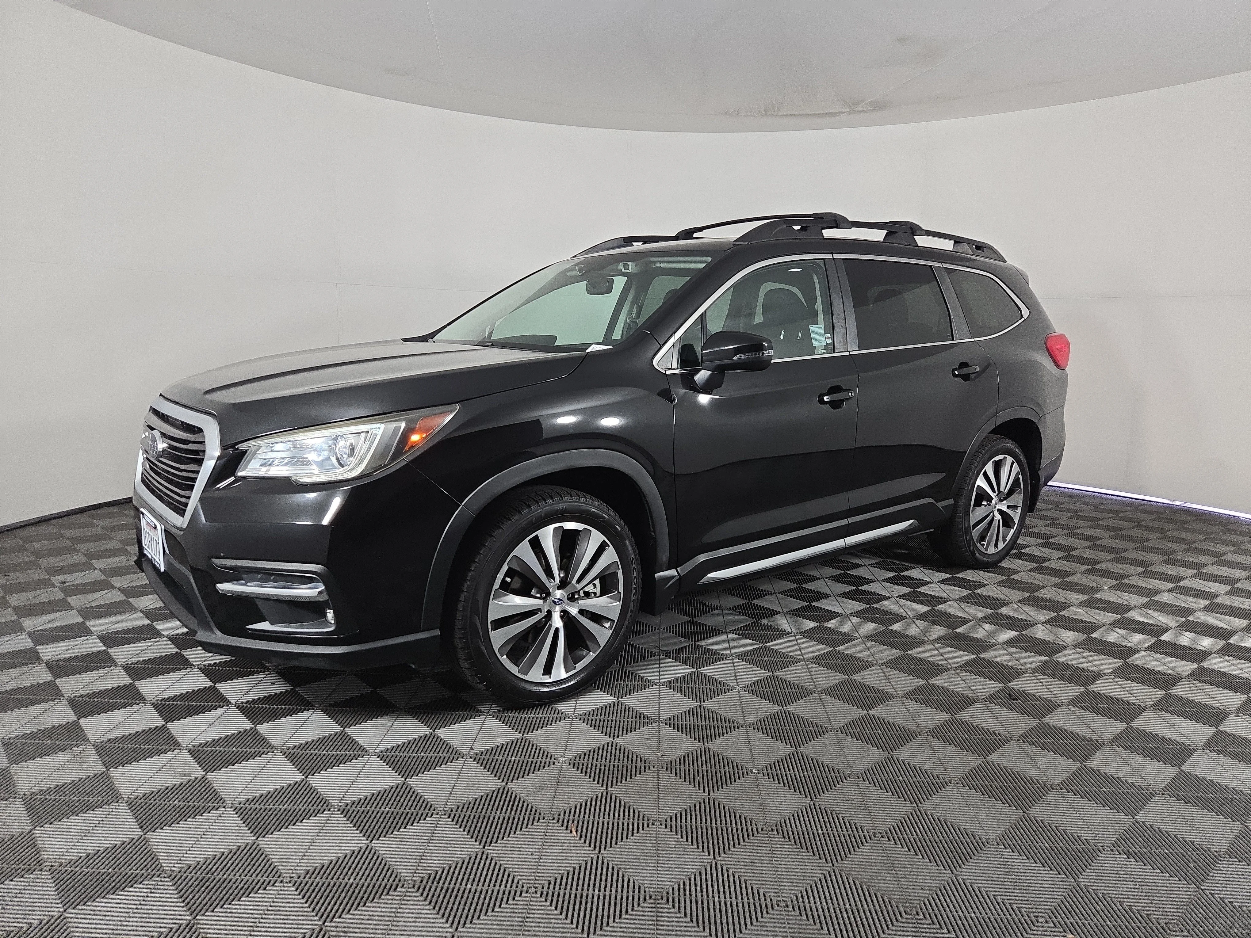 Used 2021 Crystal Black Silica Subaru Limited image 8