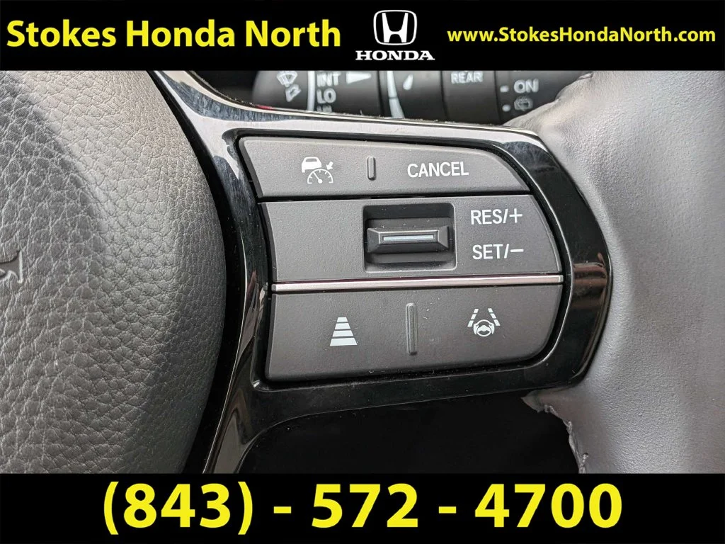 Used 2025 Black Honda EX-L image 30