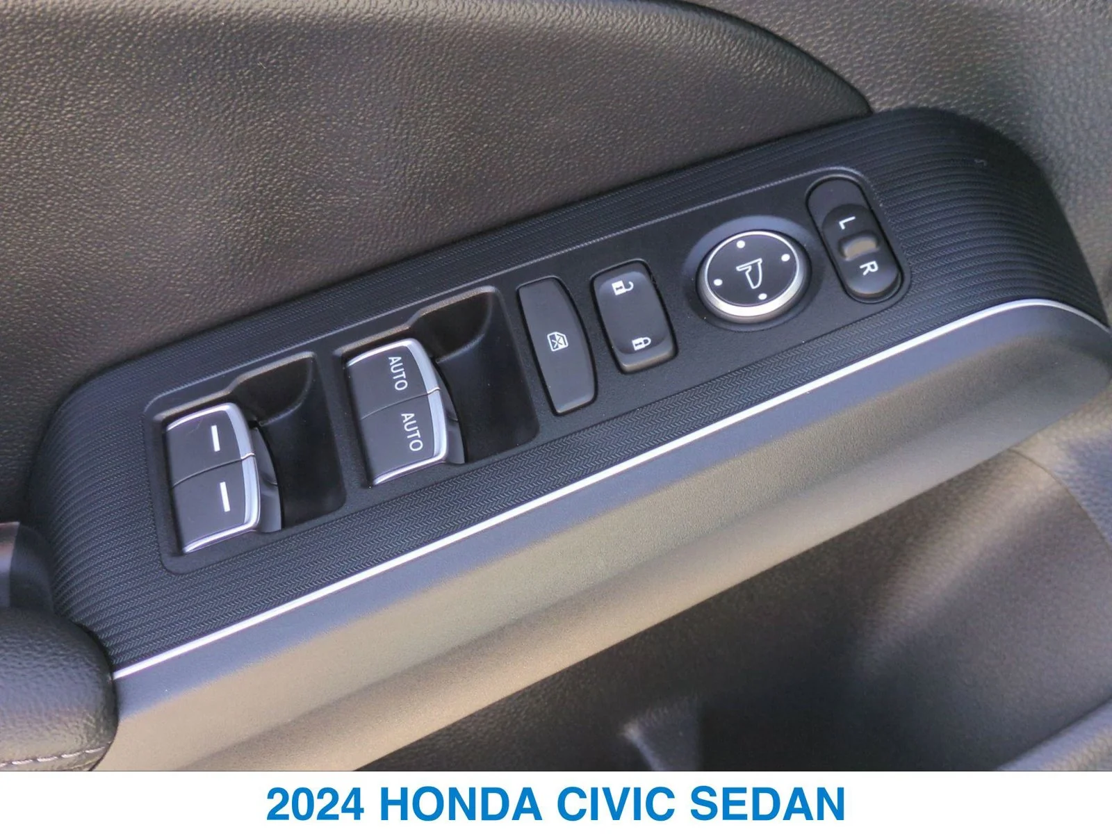 Certified Used 2024 White Honda Touring image 13