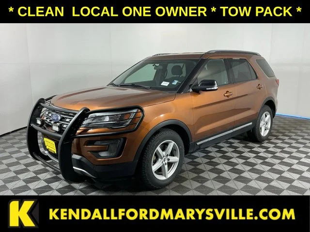 Used 2017 Canyon Ridge Metallic Ford XLT image 1