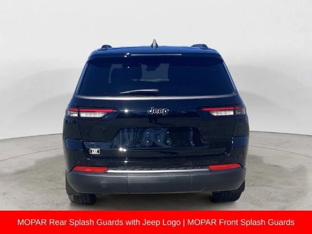 New 2027 Black Jeep L LIMITED 4X4 image 4