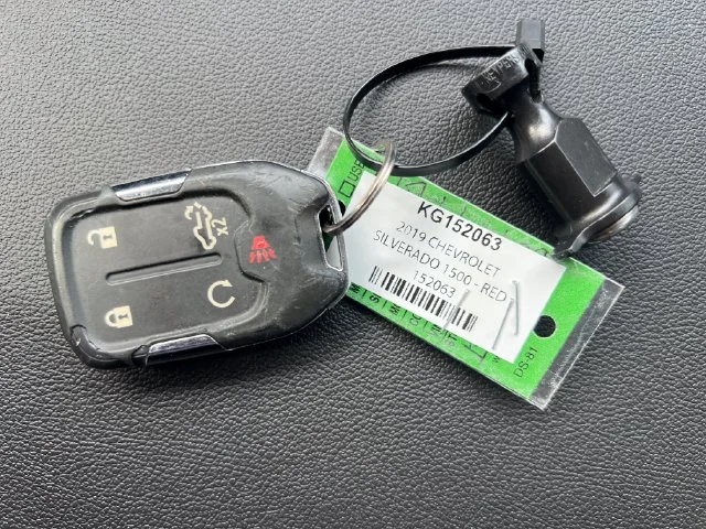 Used 2019 Red Chevrolet LT image 37