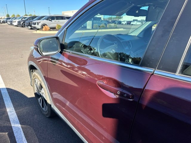 Used 2016  Honda Touring image 18