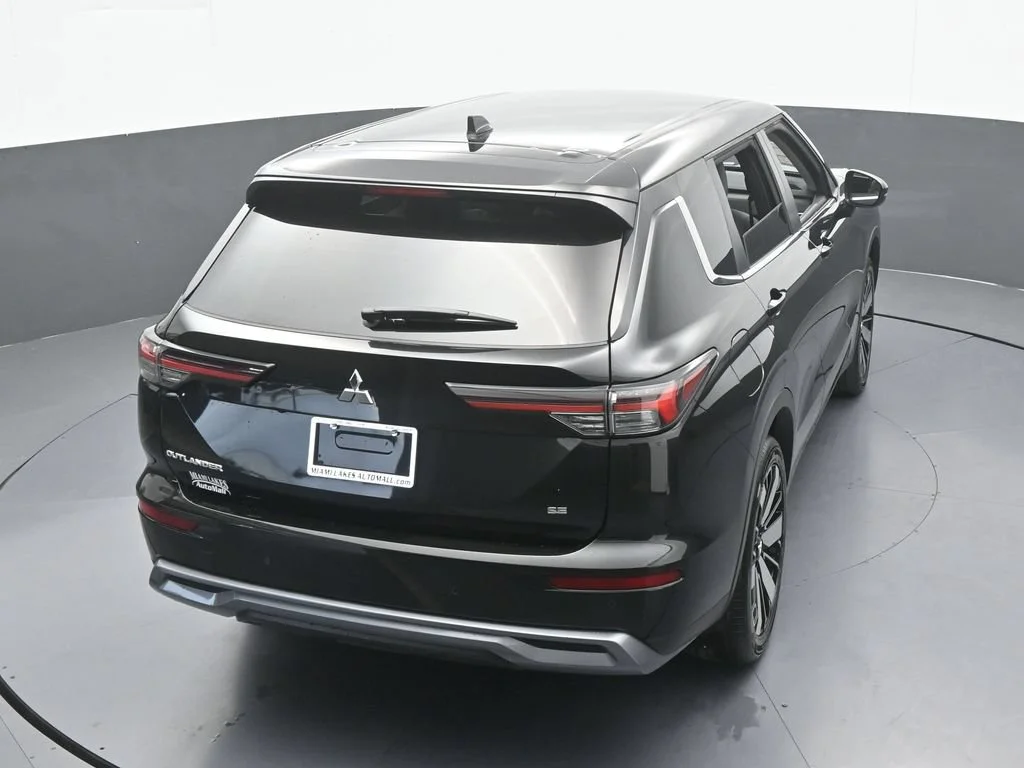 2026 Mitsubishi Outlander SE - Photo 60
