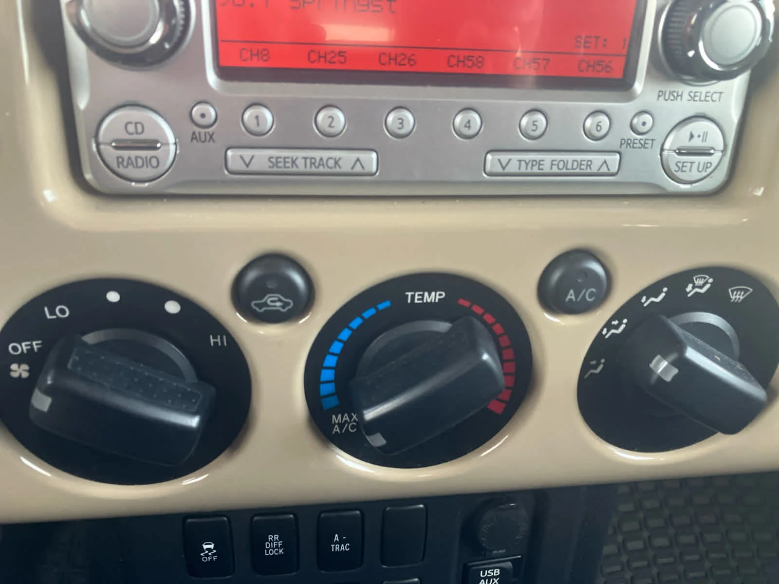 Used 2014 Quicksand Toyota  image 20