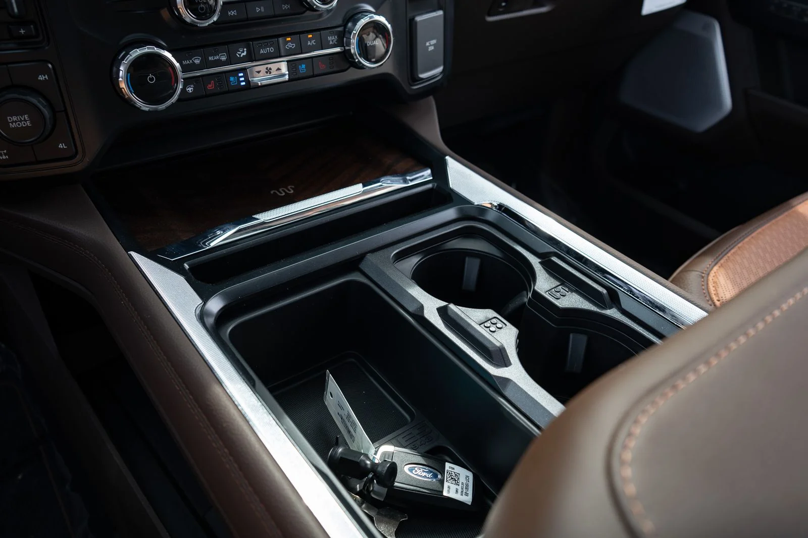 New 2026 Agate Black Metallic Ford F-250® King Ranch® image 58