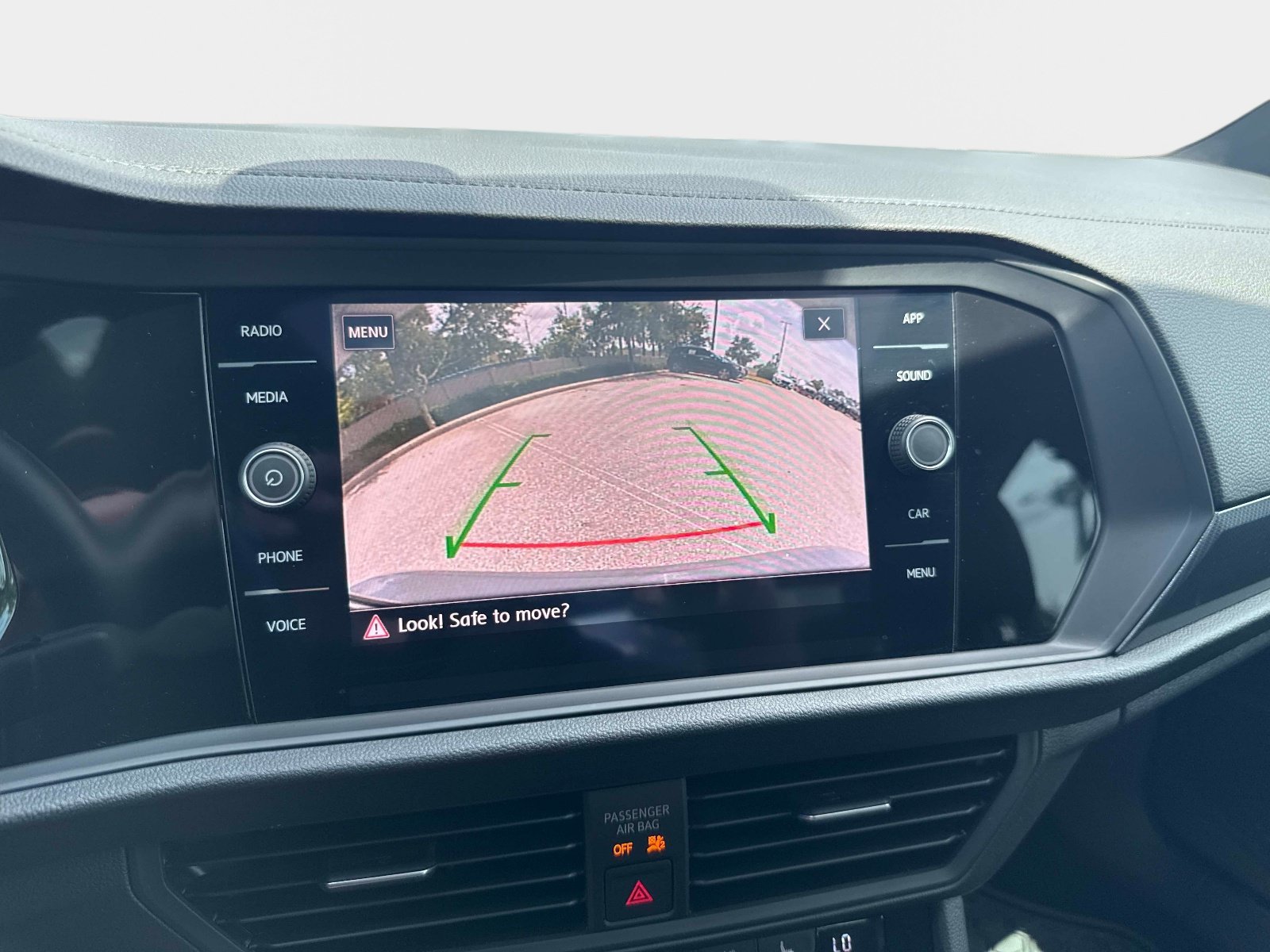 Used 2019 Platinum Gray Metallic Volkswagen R-Line image 23