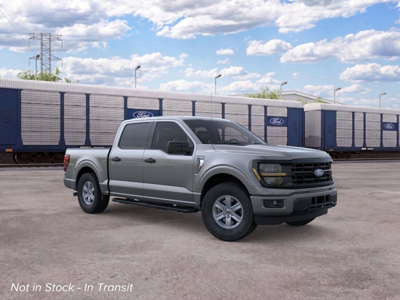 New 2026 Carbonized Gray Metallic Ford XLT image 7
