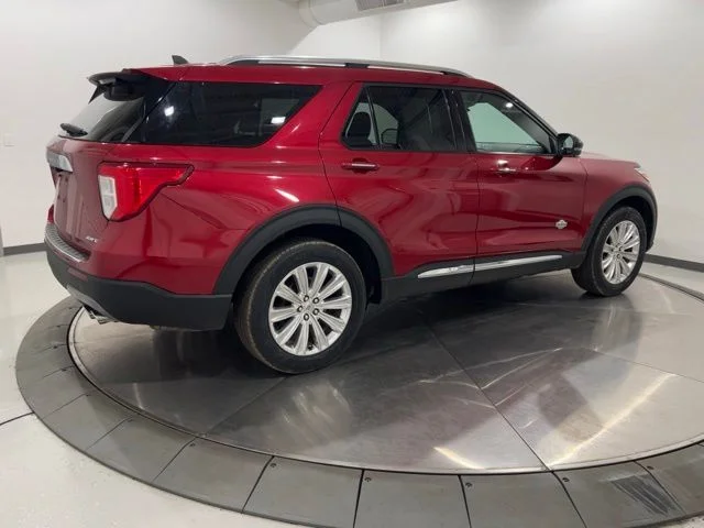 Used 2022 Red Ford King Ranch image 5