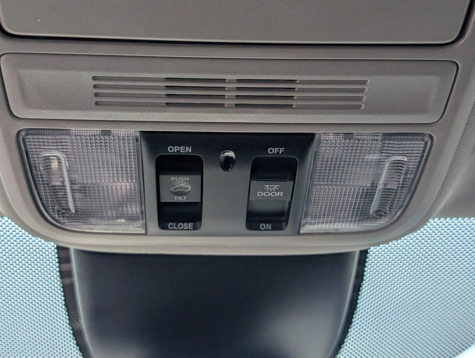 Used 2025 Platinum White Pearl Honda Elite image 19
