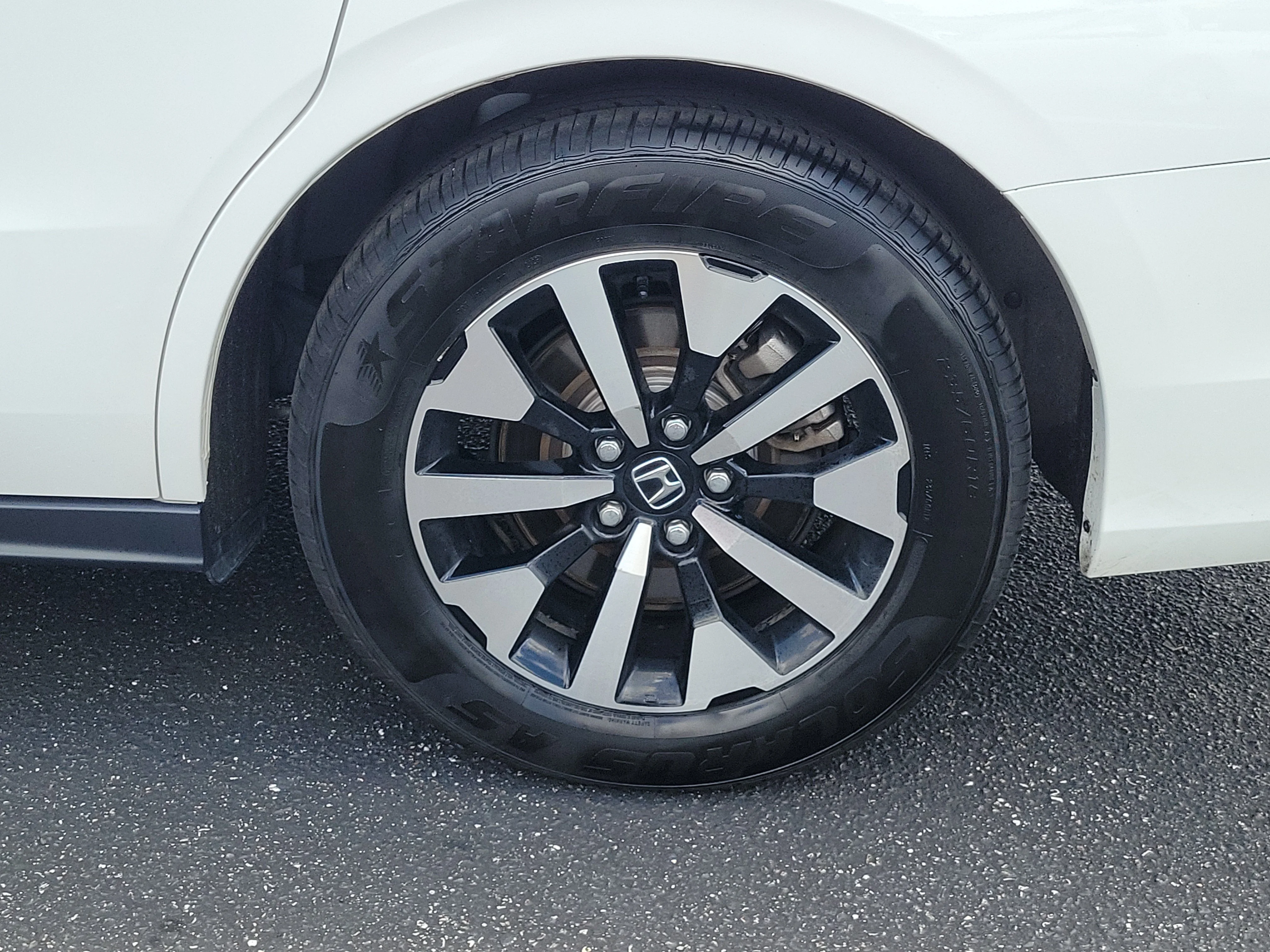 2025 Honda Odyssey EX-L - Photo 31