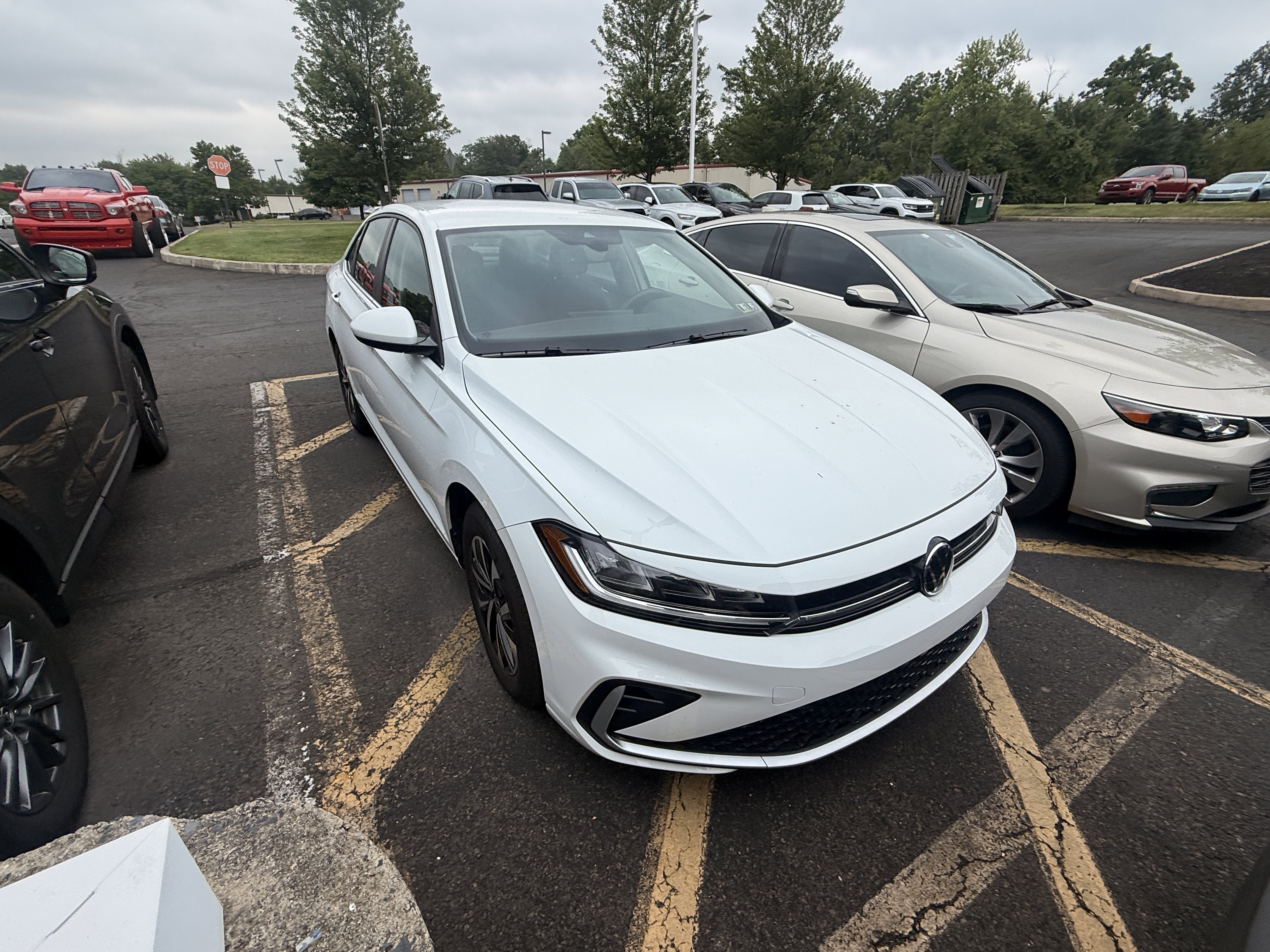 Certified Used 2026  Volkswagen S image 5