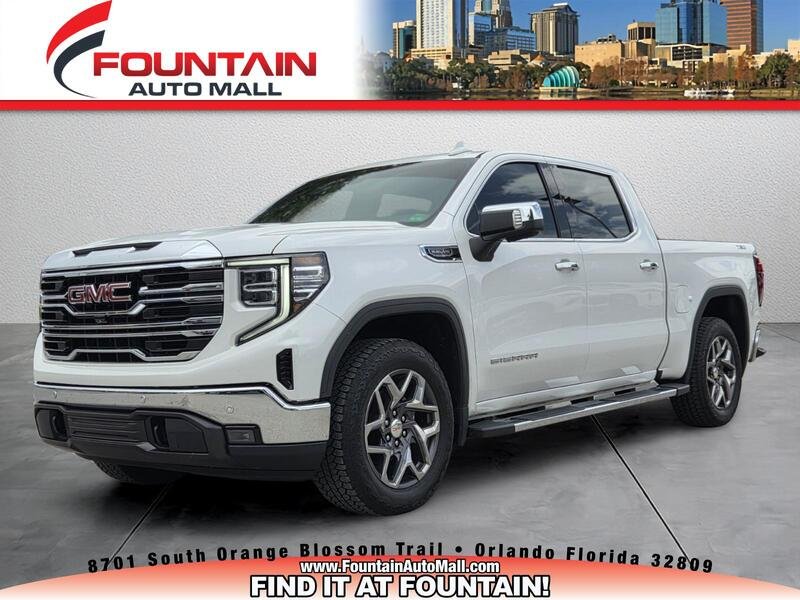 2022 GMC Sierra 4WD Crew Cab Short Box SLT's photo