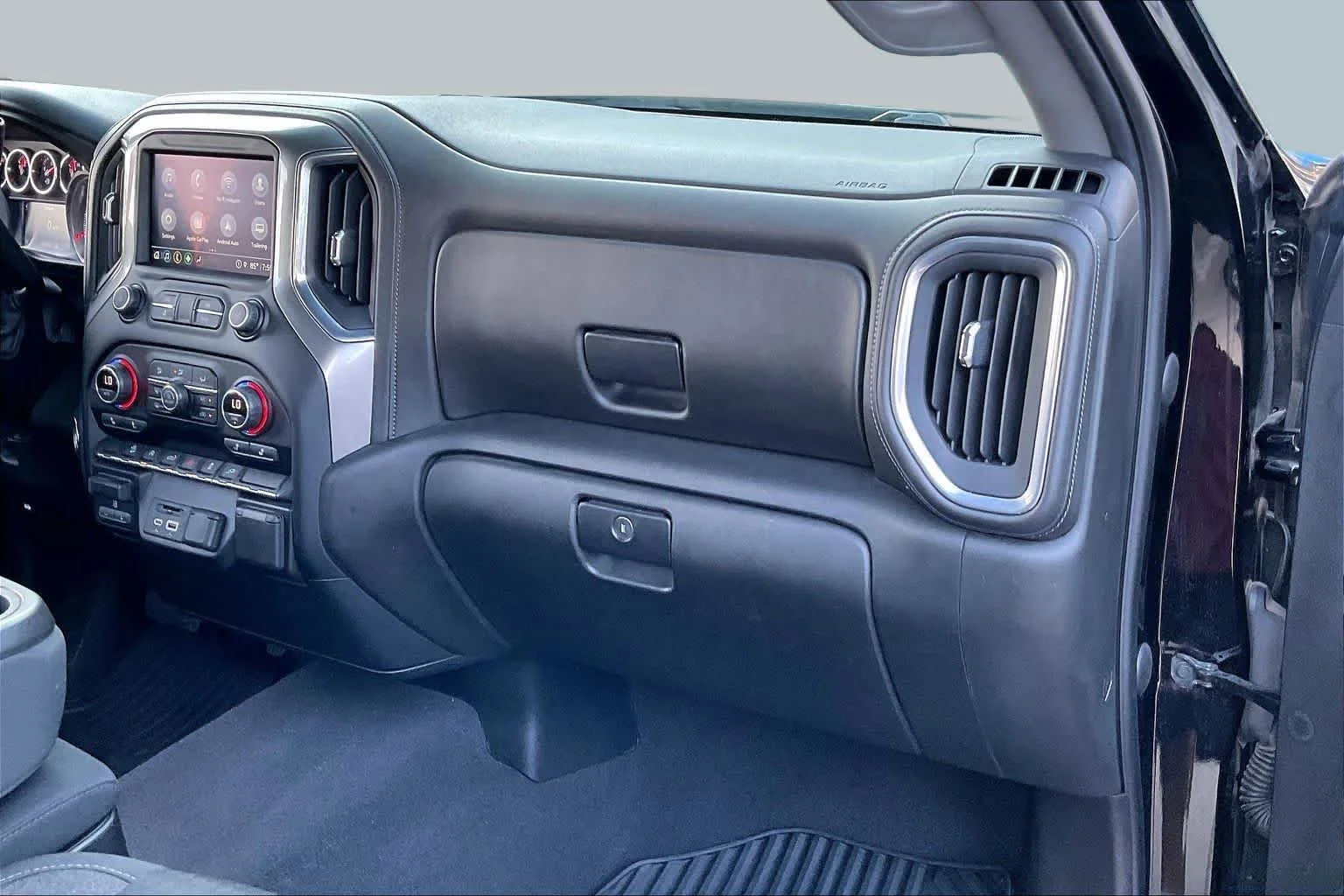 Used 2021 Black Chevrolet LT image 16