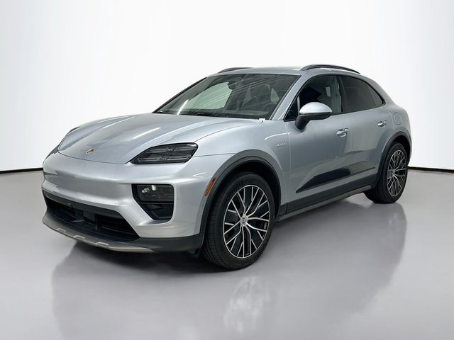 2025 Porsche Macan Electric 4