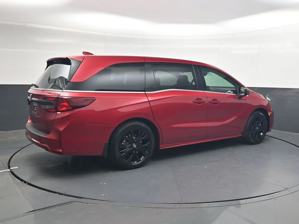 New 2026 Radiant Red Metallic II Honda Sport-L image 4