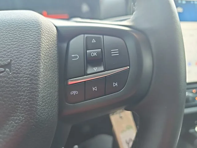 Used 2025 Black Ford XLT image 16