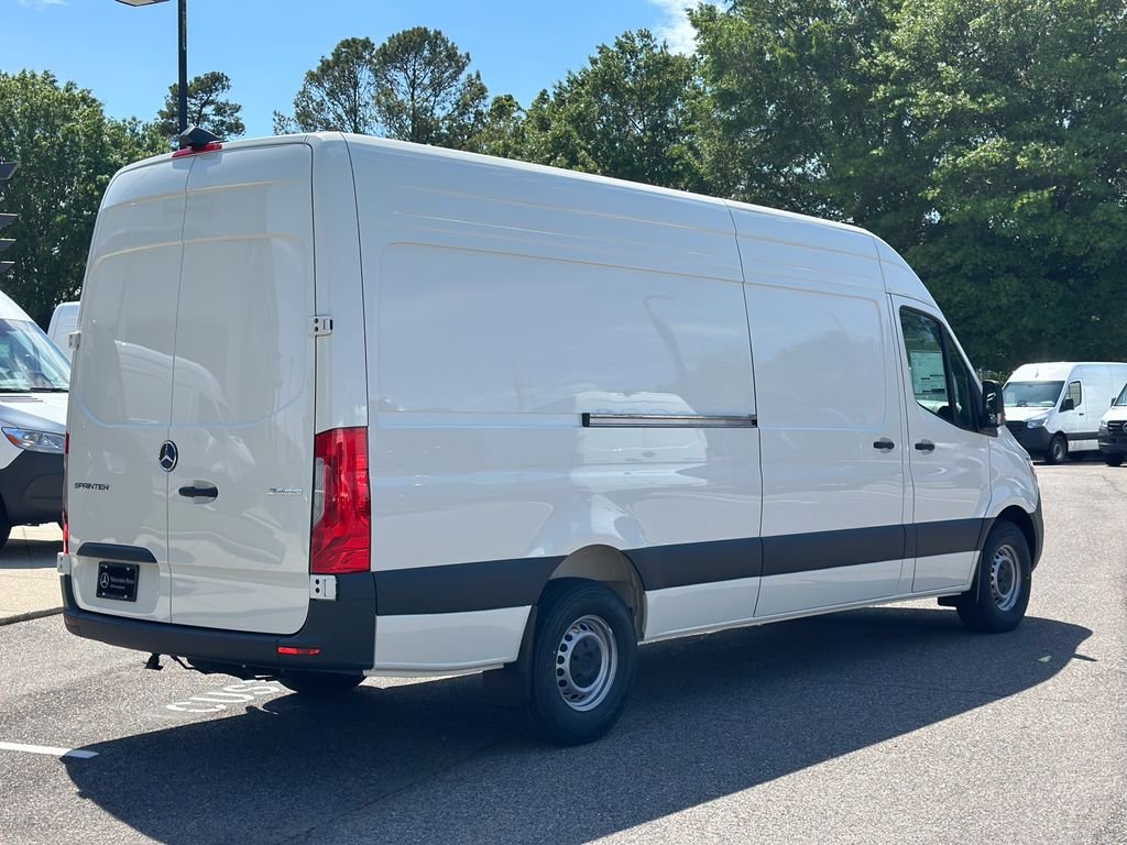 2025 Mercedes-Benz Sprinter Cargo Van Base - Photo 10