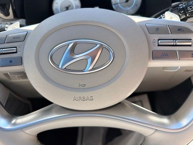 Used 2024 Sierra Burgundy Hyundai Calligraphy image 32